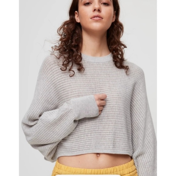 Artizia Wilfred woman’s Logan cropped sweater ligh gray size medium - Picture 1 of 12